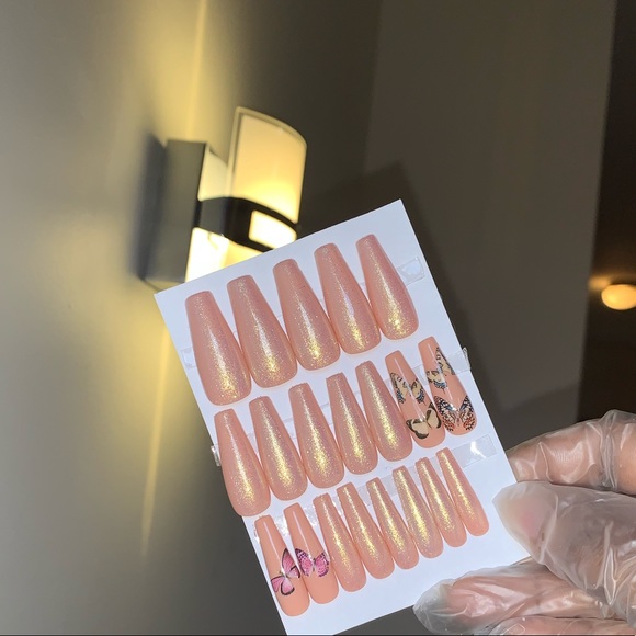 Beautiful bronze - Picture 5 of 8